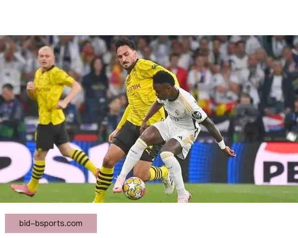 胡梅尔斯合同结束后免签加盟意甲罗马展开新篇章