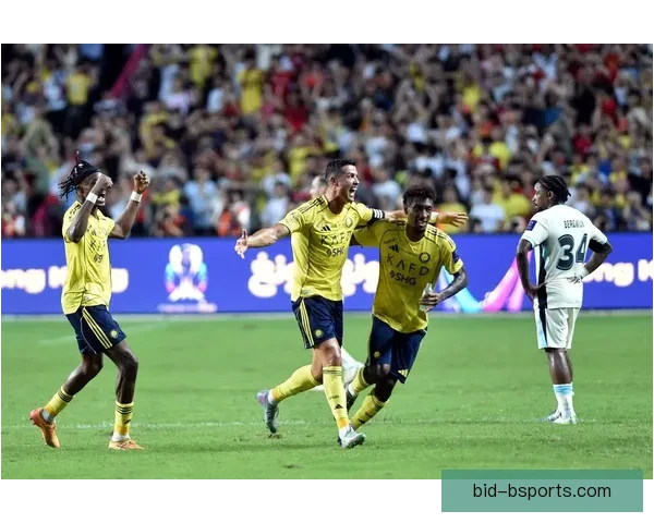 马内告别拜仁转投利雅得胜利开启沙特联赛新征程引发足坛热议